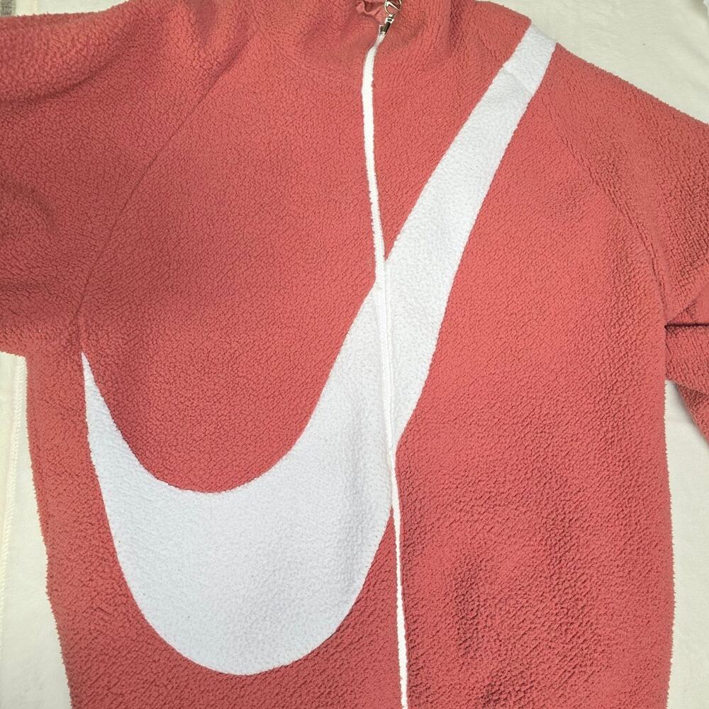 Nike NSW Swoosh Sherpa Reversible Jacket in peach pink/white